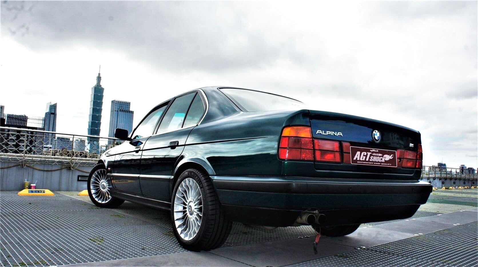 Kies-Motorsports AGT Shock AGT Shock 1987-1996 E34 5 SERIES MK3 Front/ Rear: Inverted Fork-Front Spring Rate:10K200 Rear Spring Rate: 8K200+P