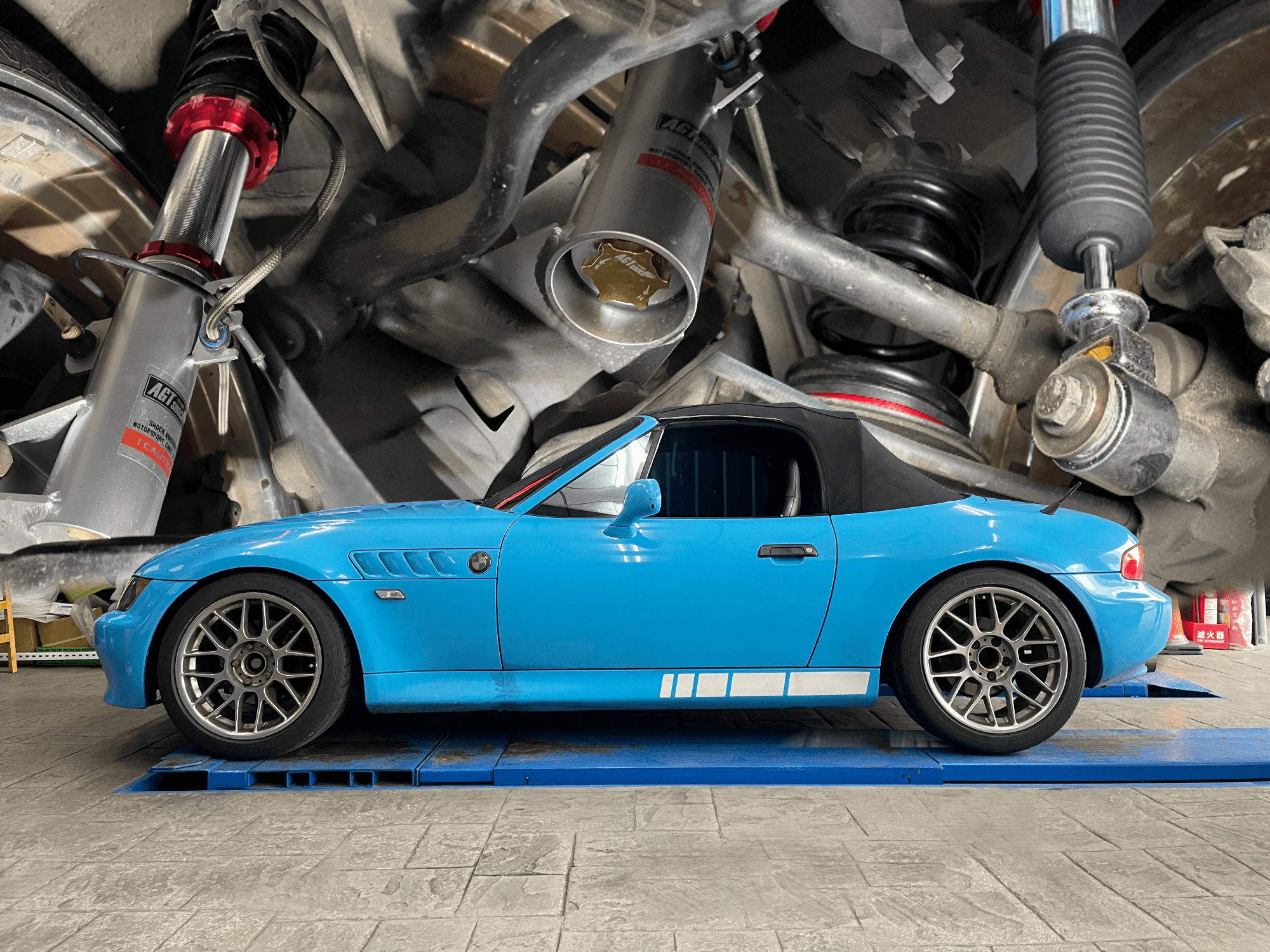 Kies-Motorsports AGT Shock AGT Shock 1995-2002 E36/7 E36/8 Z3 Front Inverted Fork/Rear Flip -Front Spring Rate: 8K200 Rear Spring Rate: 8K160