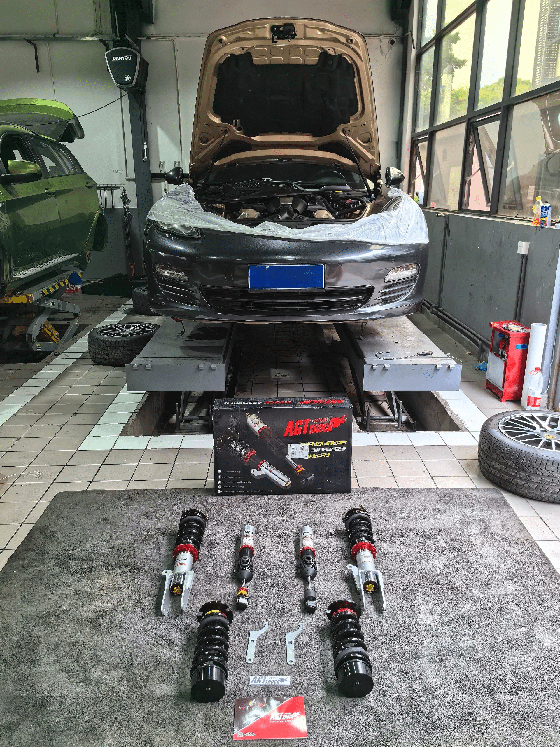 Kies-Motorsports AGT Shock AGT Shock 2010-2016 970 PANAMERA Front Inverted Fork/Rear Flip - Front Spring Rate: 15K220 Rear Spring Rate: 15K220