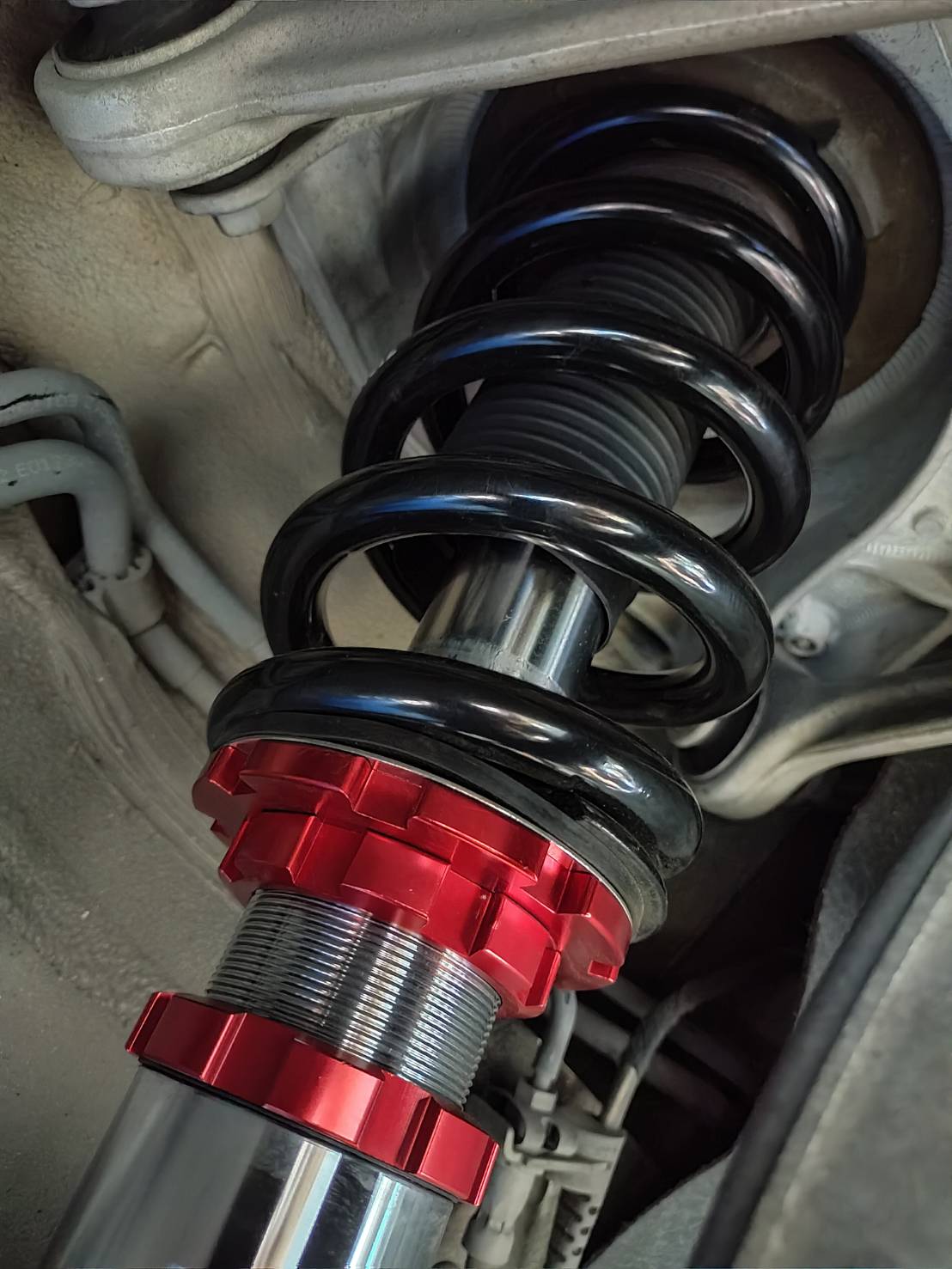 Kies-Motorsports AGT Shock AGT Shock 2014+ 95B MACAN Front Inverted Fork/Rear Flip-Front Spring Rate: 12K210 Rear Spring Rate: 7K210