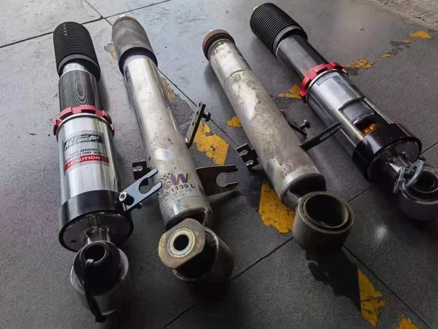 Kies-Motorsports AGT Shock AGT Shock 2014+ F15/F16 2WD/4WD X5/X6 MK3 Front Vertical Fork/Rear Inverted Fork - Front Spring Rate: 10K200 B Rear Spring Rate: 10K200 B Part# BW-31-01