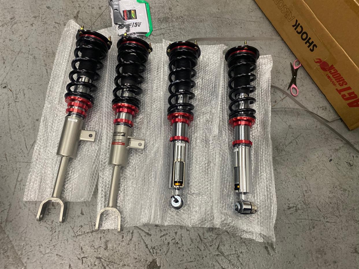 Kies-Motorsports AGT Shock AGT Shock 2017+ G30 G38 4WD 5 SERIES MK7 SEDAN Front Vertical Fork/Rear Inverted Fork - Front Spring Rate: 10K220 Rear Spring Rate: 5K240