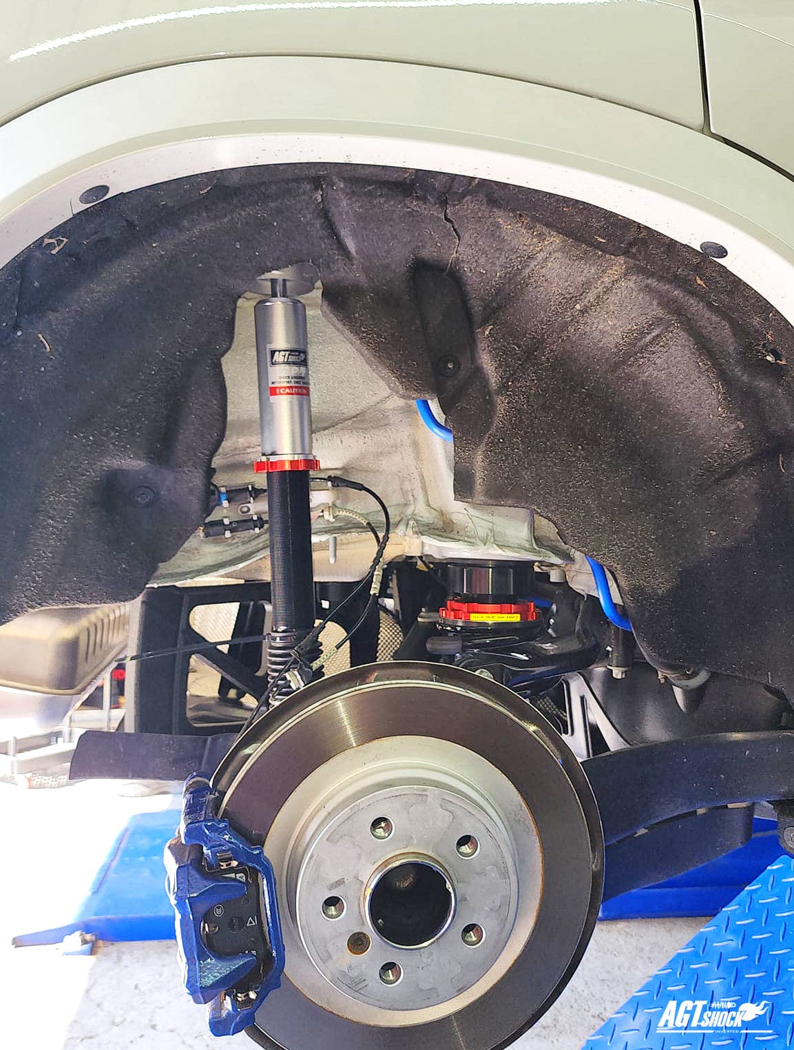 Kies-Motorsports AGT Shock AGT Shock 2023+ U11/U12 X1 MK3 Front Inverted Fork/Rear Flip-Front Spring Rate: 7K205 B Rear Spring Rate: 6K180 B