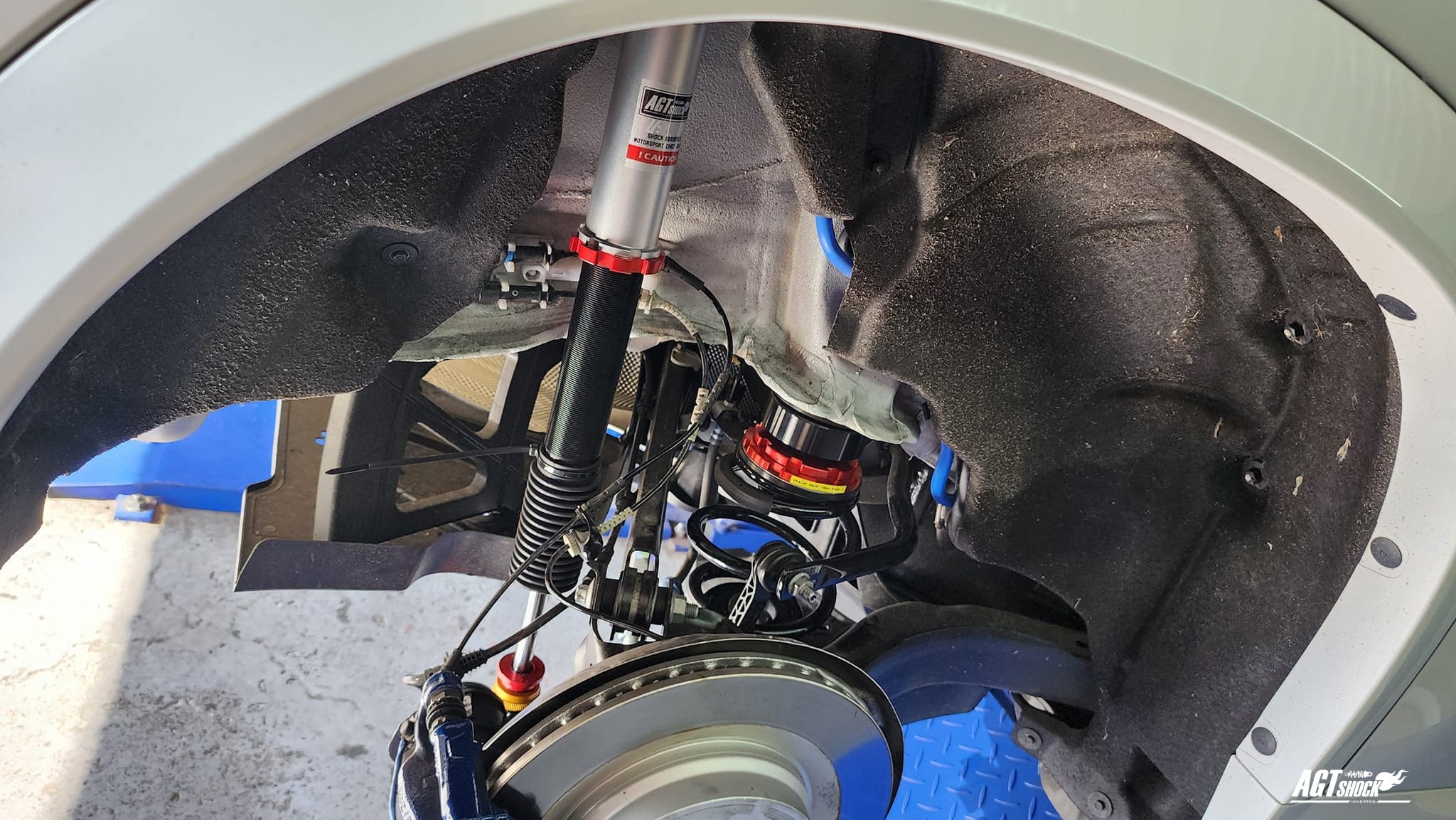 Kies-Motorsports AGT Shock AGT Shock 2023+ U11/U12 X1 MK3 Front Inverted Fork/Rear Flip-Front Spring Rate: 7K205 B Rear Spring Rate: 6K180 B