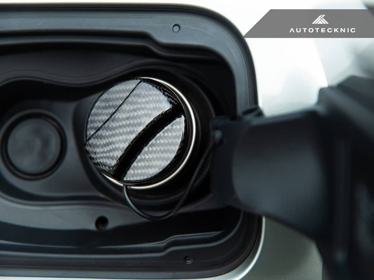 Kies-Motorsports AutoTecknic USA AutoTecknic Dry Carbon Competition Fuel Cap Cover - MINI F57 Cabrio | F60 Countryman