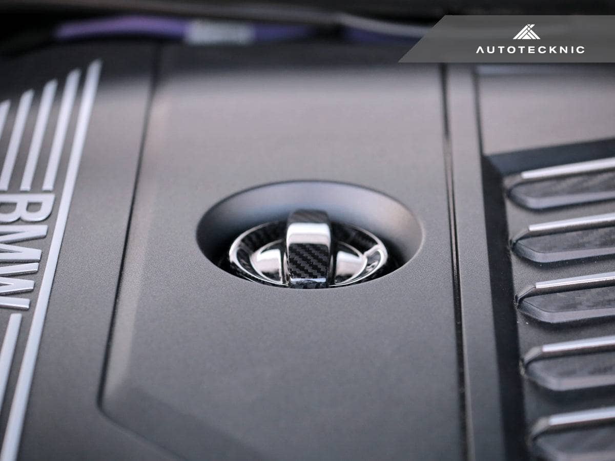 Kies-Motorsports AutoTecknic USA AutoTecknic Dry Carbon Competition Oil Cap Cover - G30 5-Series
