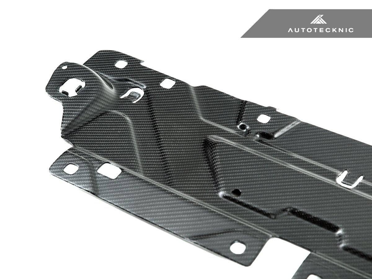 Kies-Motorsports AutoTecknic USA AutoTecknic Dry Carbon Fiber Cooling Shroud - G22/ G26 4-Series