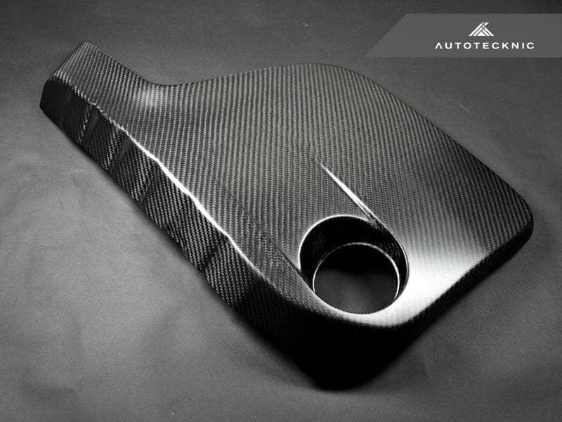 Kies-Motorsports AutoTecknic USA AutoTecknic Vacuumed Carbon Fiber Engine Cover - F80 M3 | F82 M4