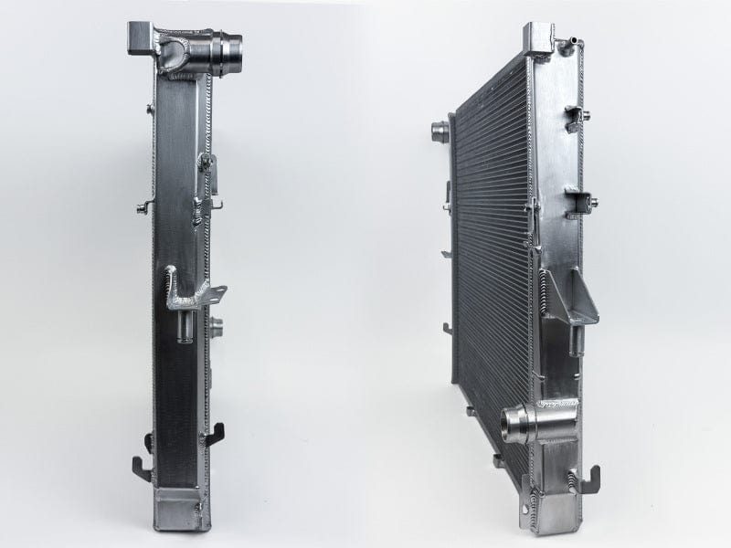 Kies-Motorsports CSF CSF Porsche 955/957 Cayenne / Audi Q7 / VW Touareg Heavy-Duty Performance Radiator