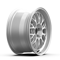 Kies-Motorsports fifteen52 fifteen52 Holeshot RSR 18x9.5 5x120 22mm ET 72.56mm Center Bore Radiant Silver