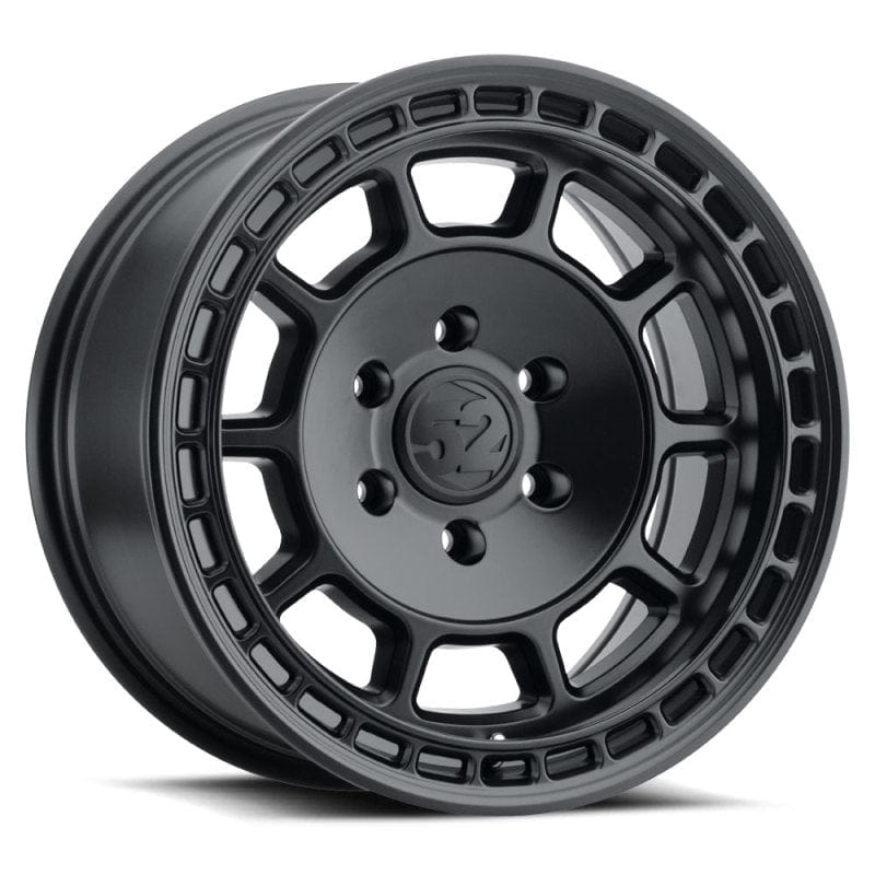 Kies-Motorsports fifteen52 fifteen52 Traverse HD 17x8.5 5x150 0mm ET 110.3mm Center Bore Asphalt Black Wheel