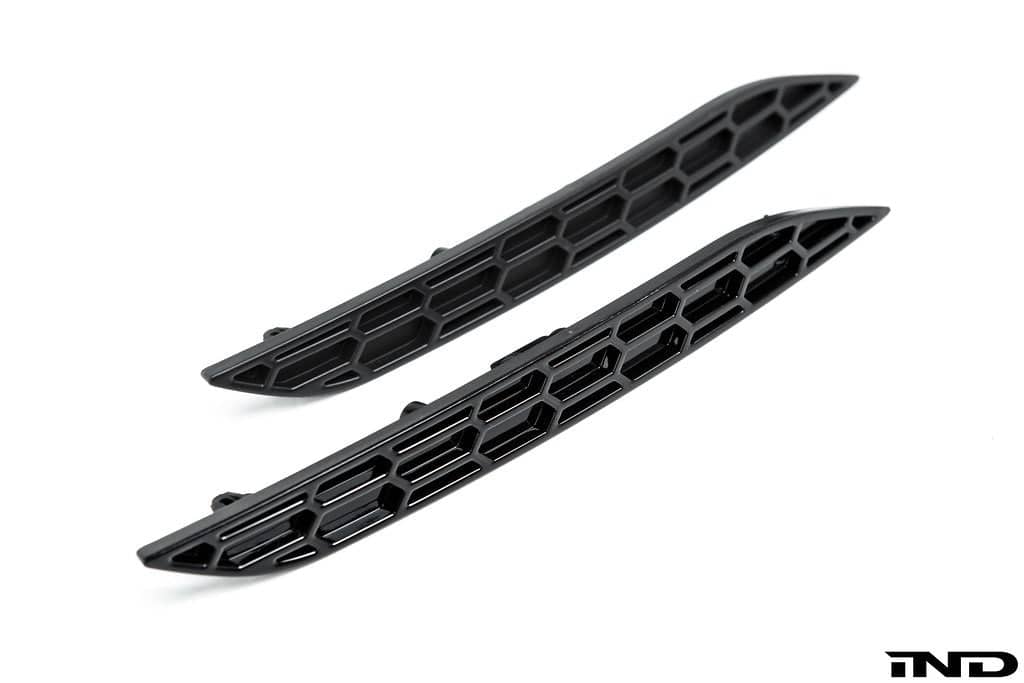 Kies-Motorsports IND Distribution Acexxon F22 2-Series M-Sport Rear Reflector Insert Set - Honeycomb Gloss Black