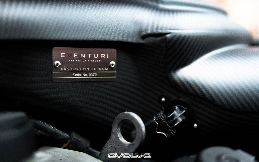 Kies-Motorsports iND Distribution Eventuri BMW E9X M3 (S65) Black Carbon Inlet Plenum - Matte