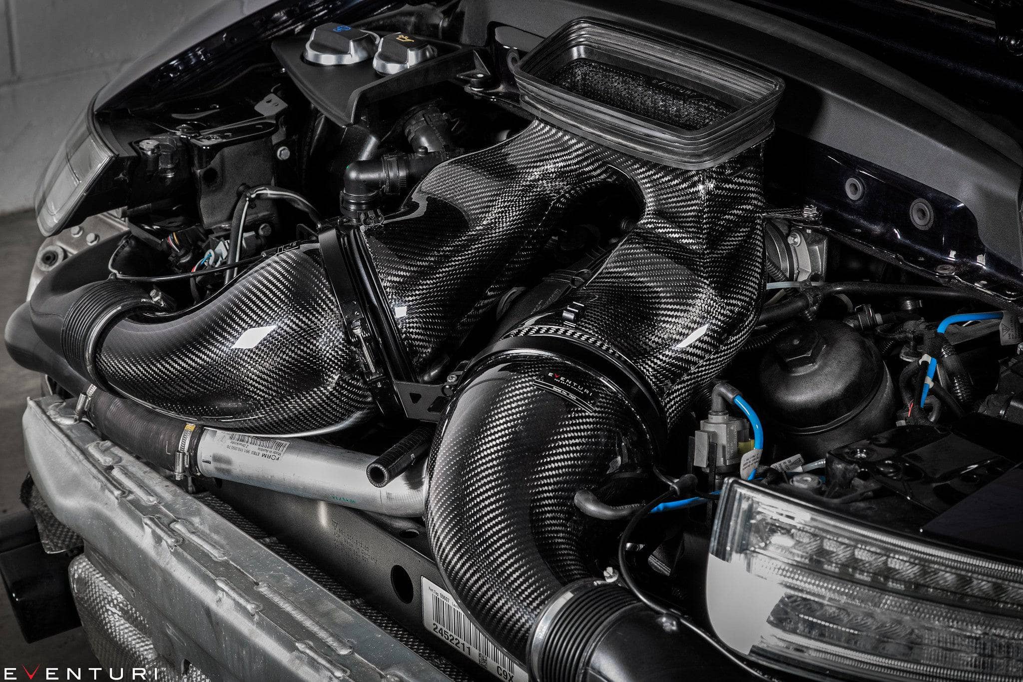 Kies-Motorsports iND Distribution Eventuri Porsche 991 991.2 Turbo / Turbo S Black Carbon Intake System