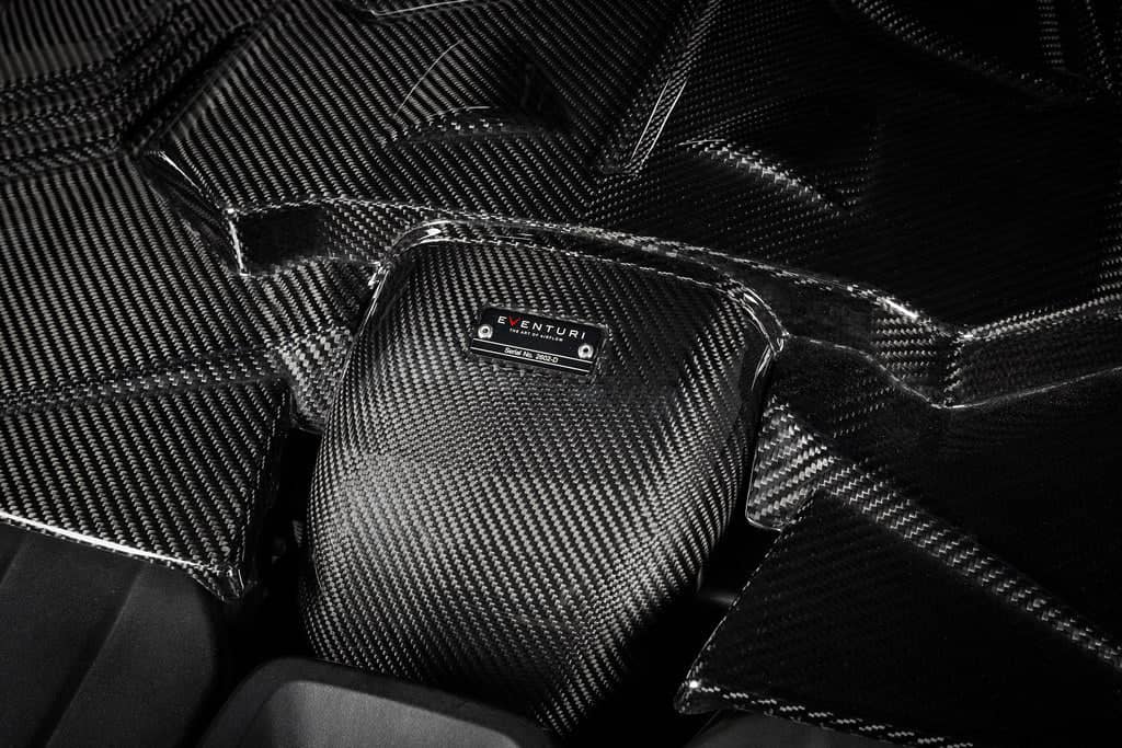 Kies-Motorsports iND Distribution Eventuri Porsche Cayenne 3.0 Turbo V6 Black Carbon Intake System