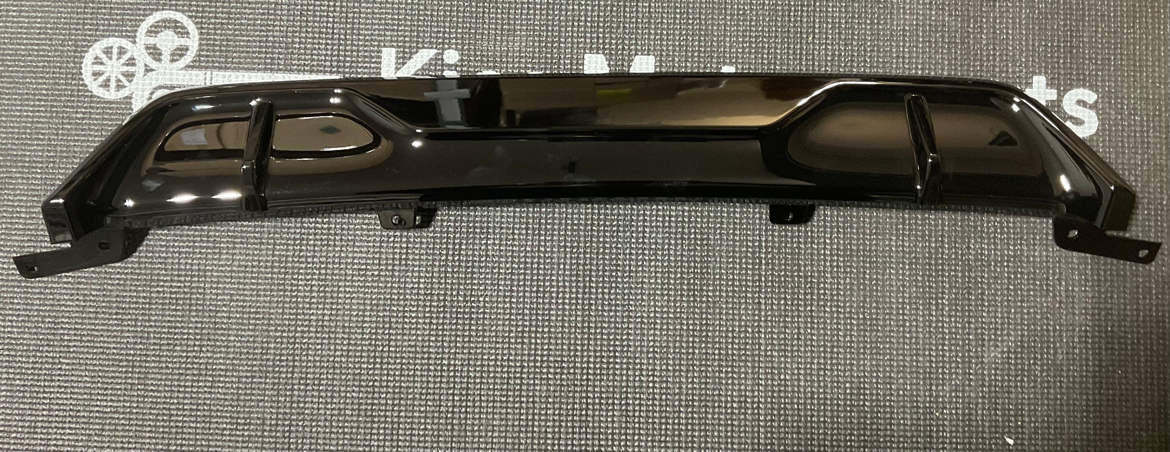 Kies-Motorsports Kies Motorsports OPEN BOX - Genuine BMW OEM G20 3 Series  M Performance Rear Center Diffuser Replacement - Gloss Black