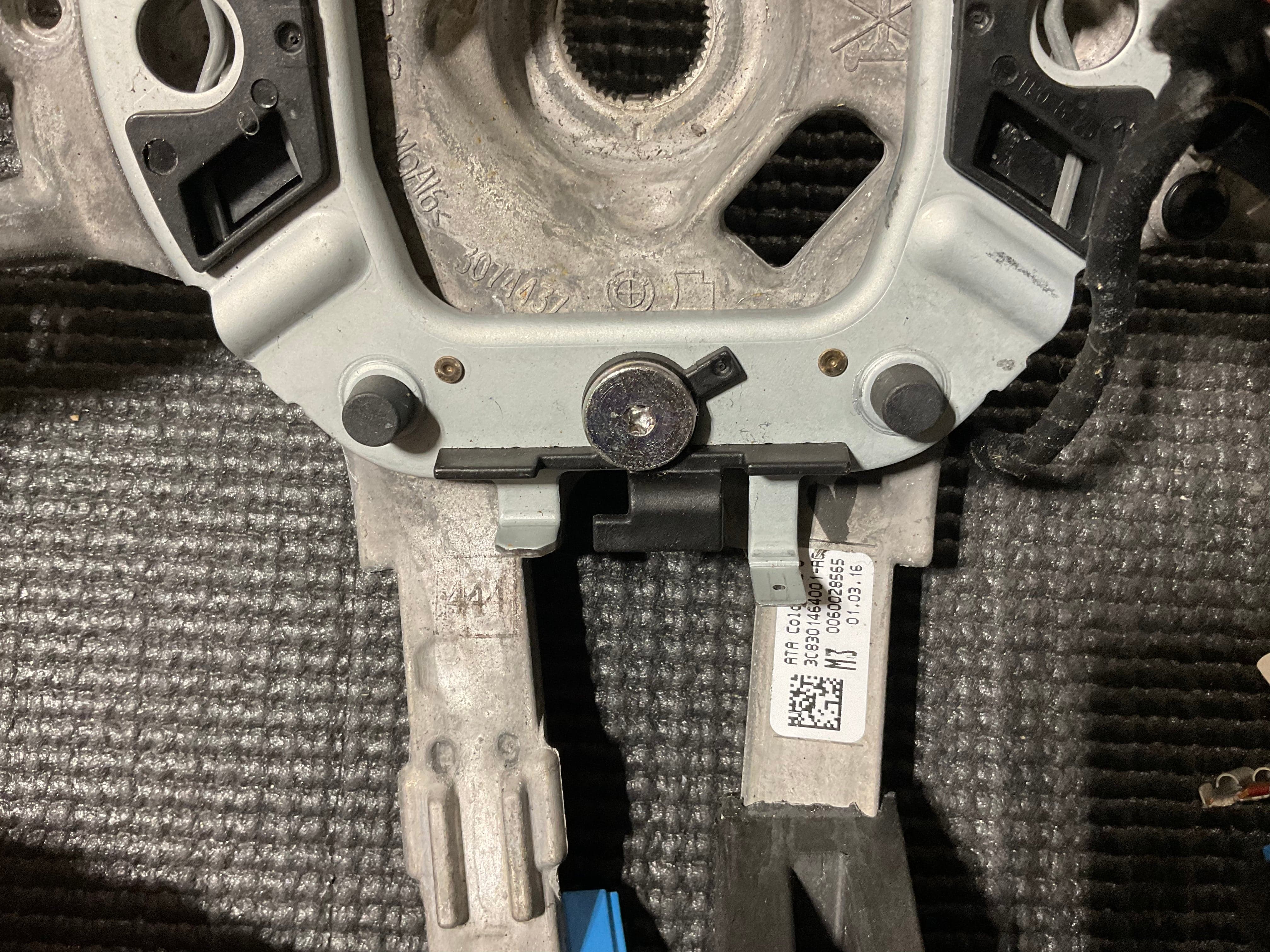 Kies-Motorsports Kies Motorsports OPEN BOX - M Sport OEM Steering Wheel - Leather/M Stitching - F80, F82, F83, F87