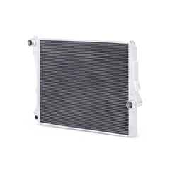 Kies-Motorsports Mishimoto Mishimoto 99-06 BMW 323i/323i/328i/330i w/ Auto Transmission Performance Aluminum Radiator