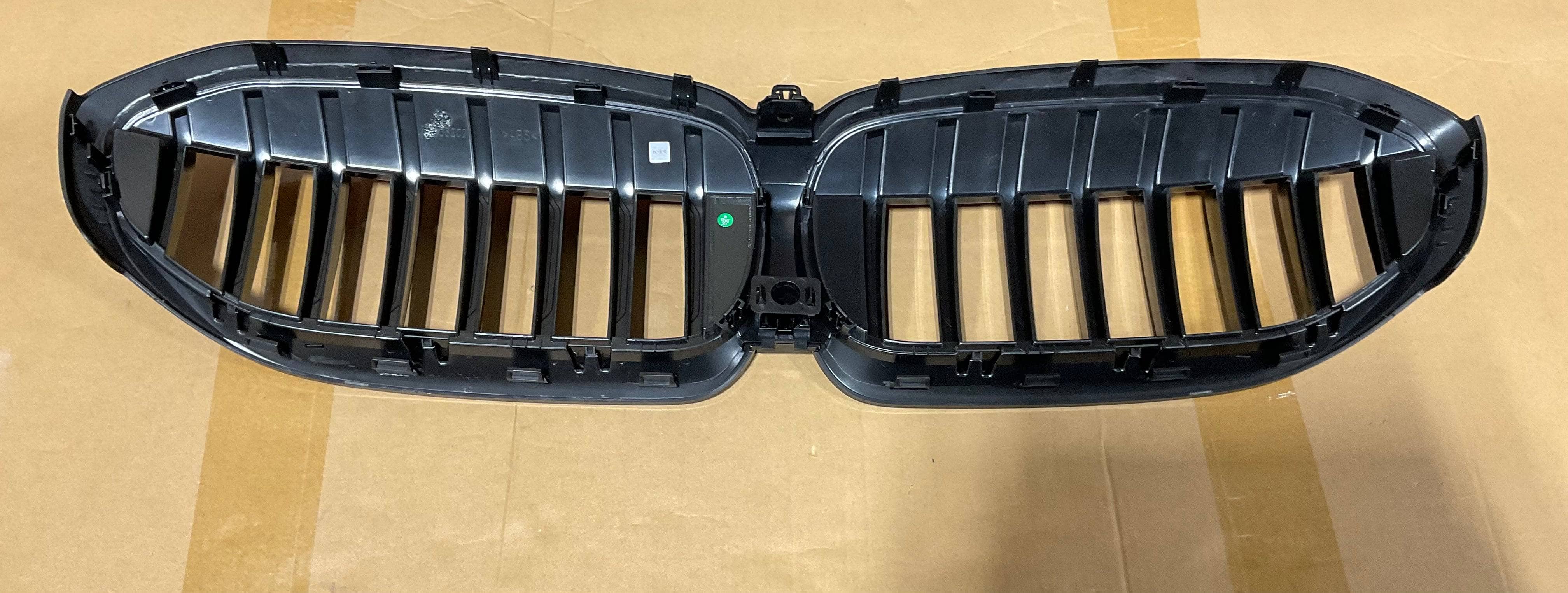 Kies-Motorsports Open Box Item OPEN BOX - BMW 2019+ G20/G28 Single Slat Gloss Black Kidney Grill Replacement