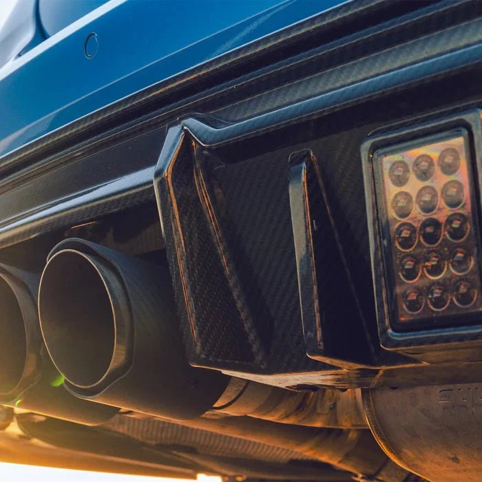 Kies-Motorsports R44 Performance MHC+ BMW M3/M4 DF1 LED Rear Diffuser In Gloss Pre Preg Carbon Fibre (G80/G81/G82/G83)