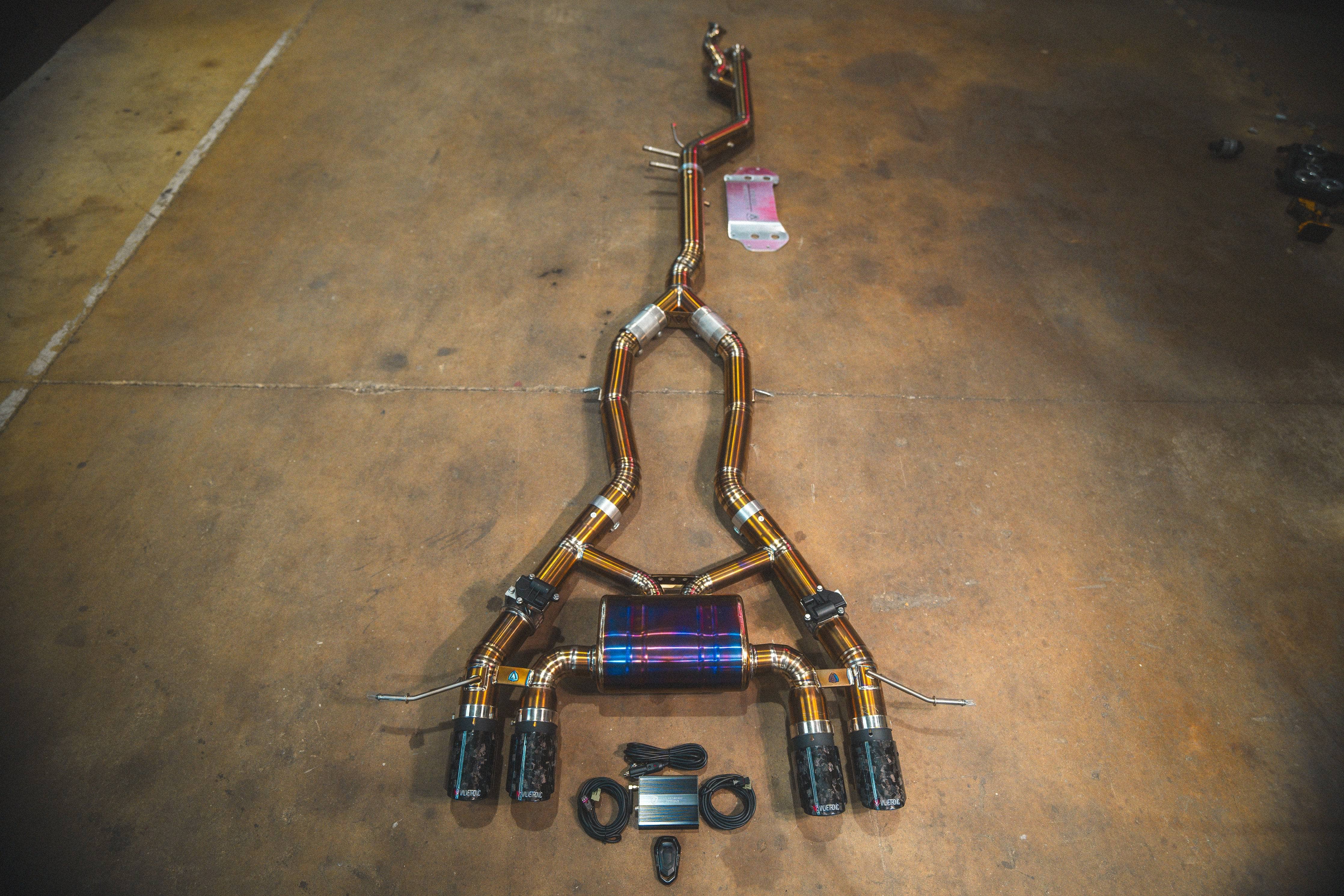 Kies-Motorsports Valvetronic Designs BMW G8x M3 / M4 Valved Sport Exhaust System FULL SYSTEM EQUAL LENGTH (CATBACK) / GRADE 5 TITANIUM / (4) FORGED CARBON FIBER (3.5 OUTLET)