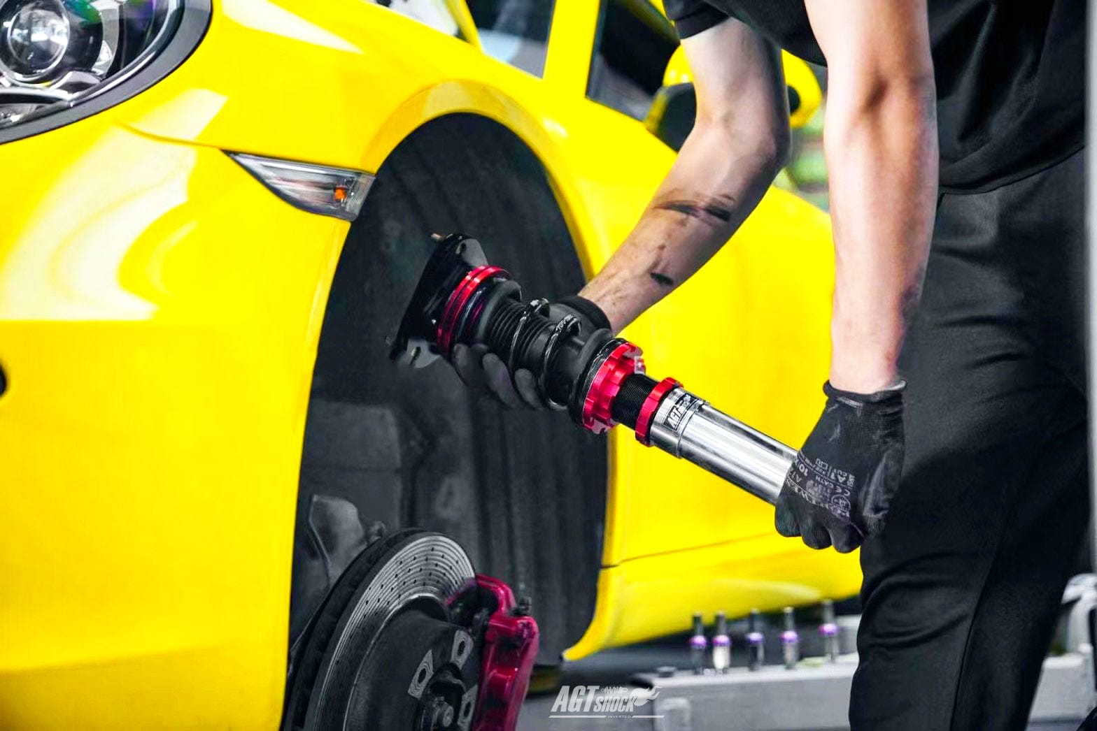 AGT Shock 2005-2012 987 BOXSTER(CAYMAN) Front/Rear: Inverted Fork-Front Spring Rate: 6K160 Rear Spring Rate: 8K150 Secondary image