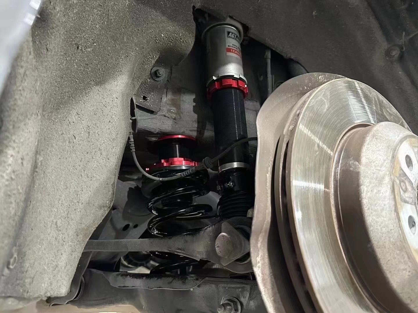 AGT Shock 2014-2019 F80 RWD M3 Front Inverted Fork/Rear Flip - Front Spring Rate: 8K180 Rear Spring Rate: 10K220 Secondary image