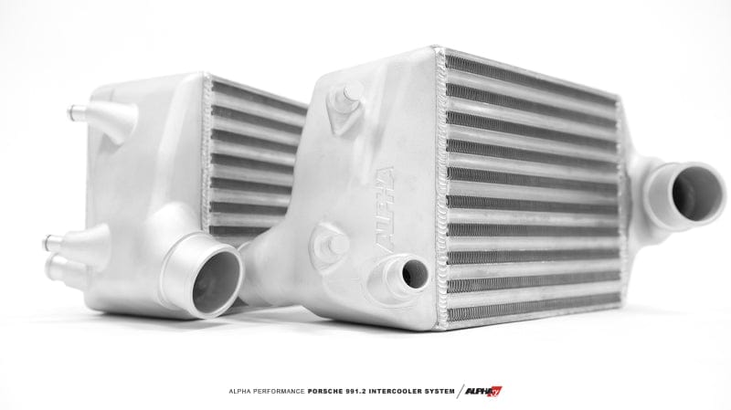 AMS Performance 16-19 Porsche Carrera/Carrera S (991.2) Alpha Intercooler Kit w/Carbon Fiber Shrouds Secondary image