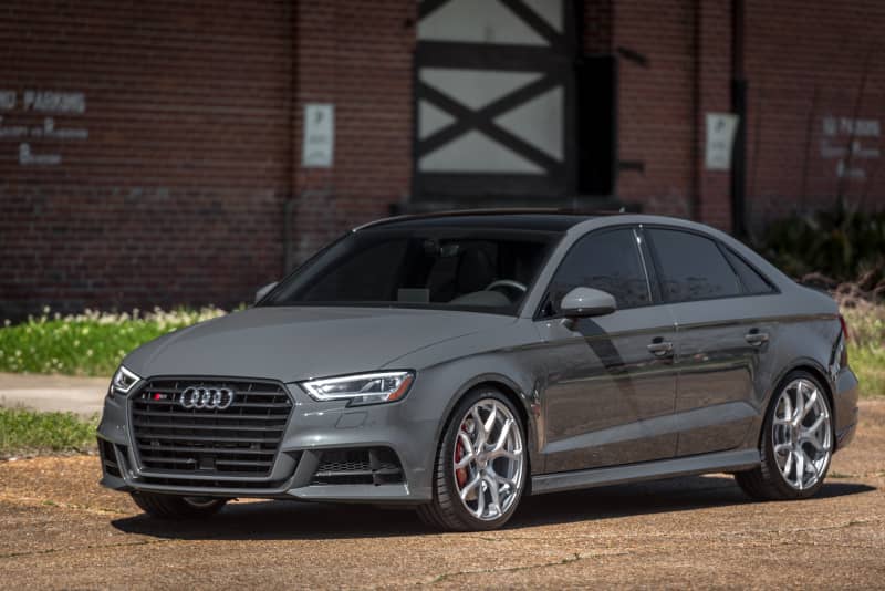 Kies-Motorsports APR APR A01 Flow Formed 19x8.5 / 5x112 / ET45 / 66.5mm Bore / Silver Wheel