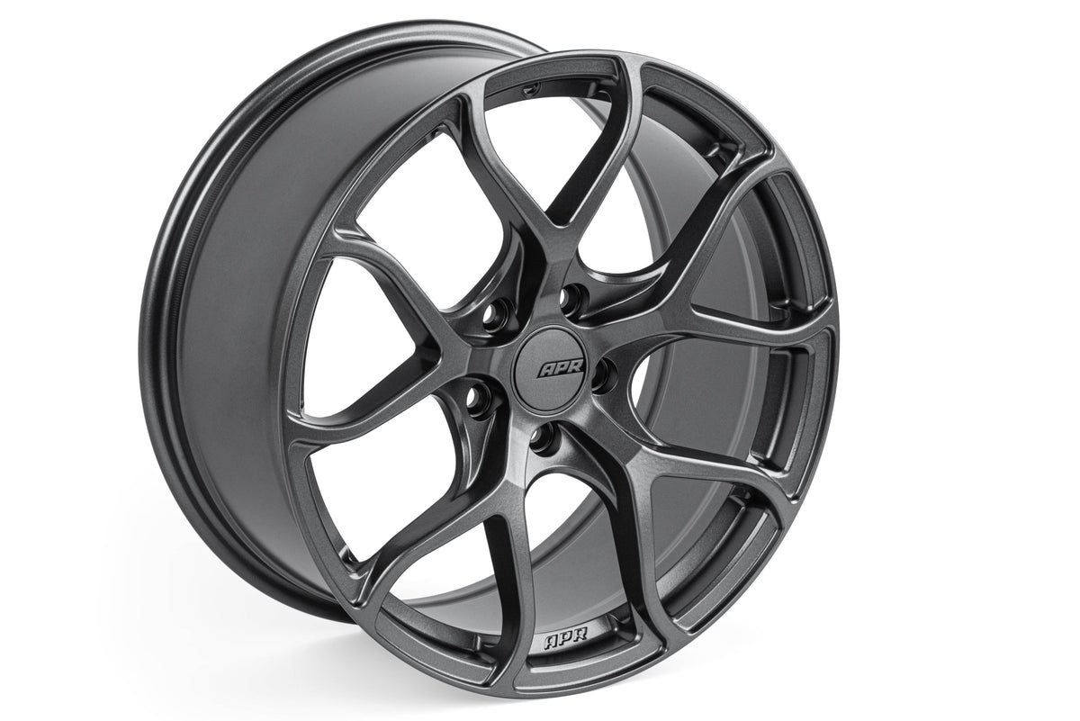 Kies-Motorsports APR APR A01 Flow Formed Wheel Gunmetal Grey / 18 IN / A01