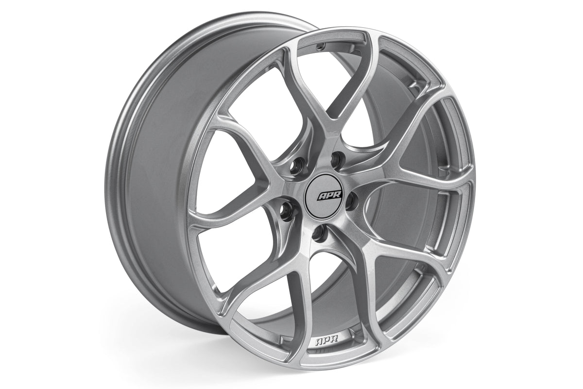 Kies-Motorsports APR APR A01 Flow Formed Wheel Hyper Silver / 18 IN / A01 Main image