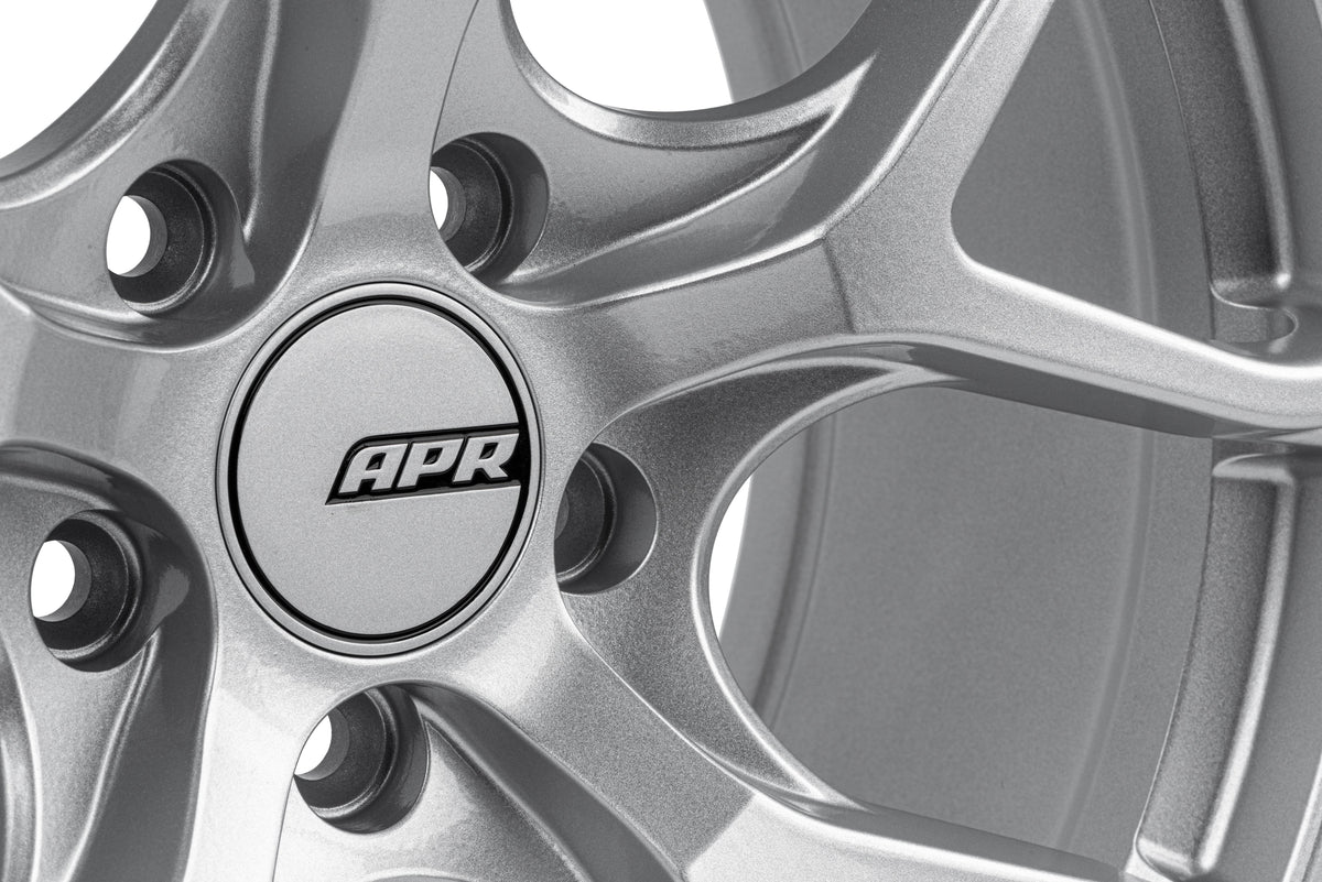 Kies-Motorsports APR APR A01 Flow Formed Wheel Hyper Silver / 18 IN / A01