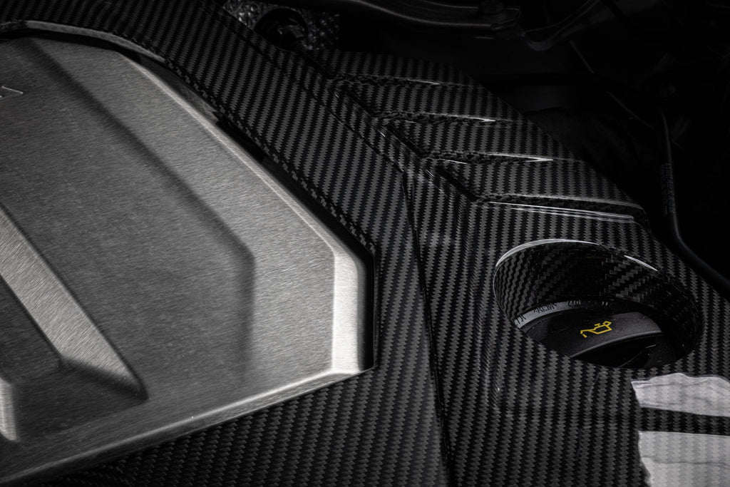 Kies-Motorsports APR APR Engine Cover - C8 4.0T EA825 - Carbon Fiber