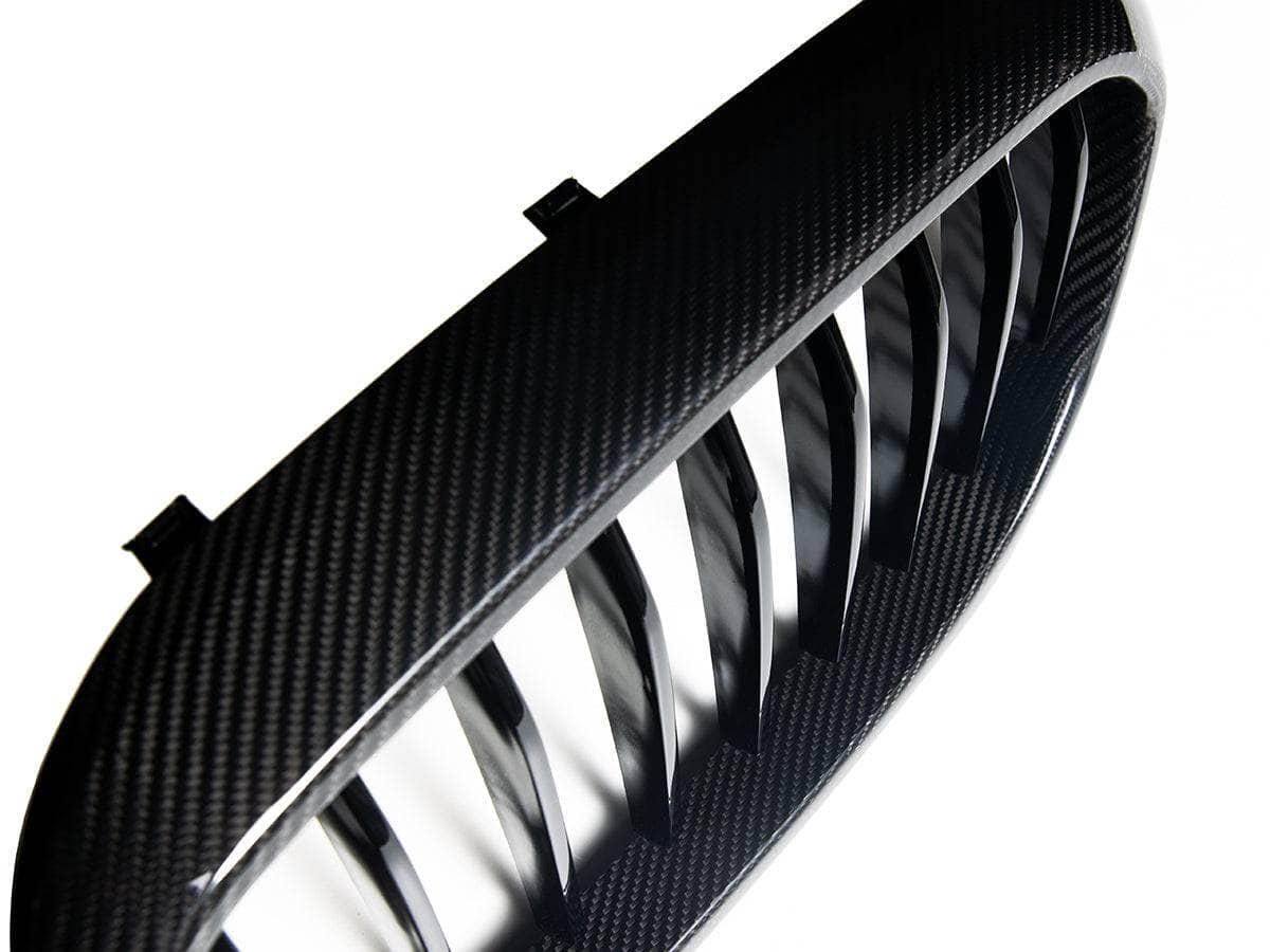Kies-Motorsports AutoTecknic USA AutoTecknic Carbon Fiber Front Grille Set - G30 5-Series Pre-LCI