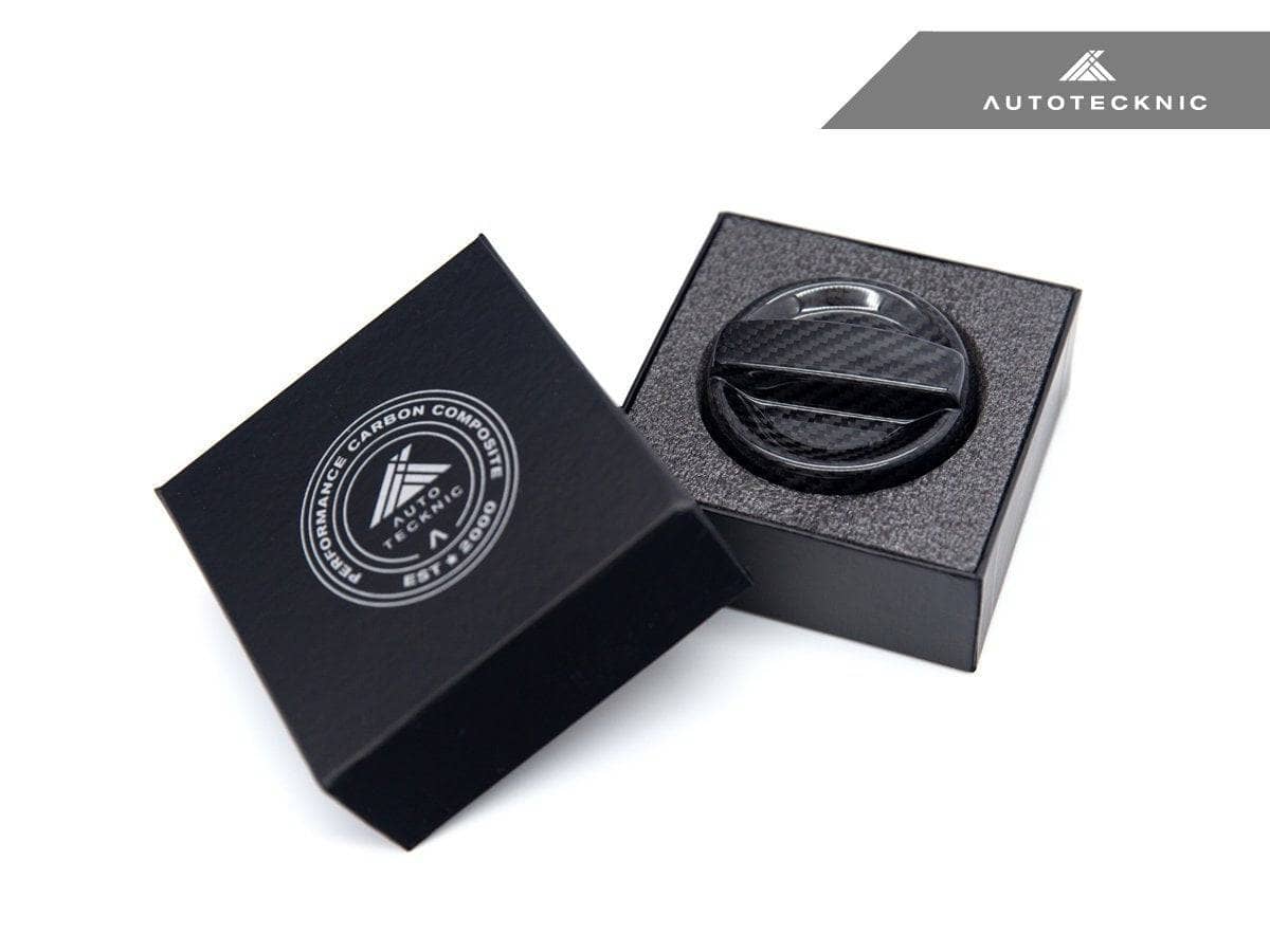 Kies-Motorsports AutoTecknic USA AutoTecknic Dry Carbon Competition Oil Cap Cover - E84 X1