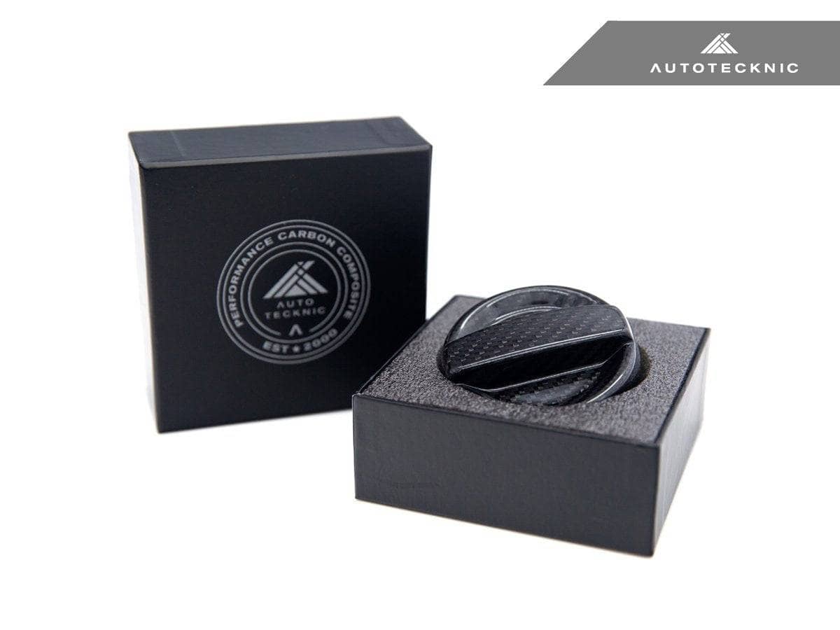 Kies-Motorsports AutoTecknic USA AutoTecknic Dry Carbon Competition Oil Cap Cover - E84 X1