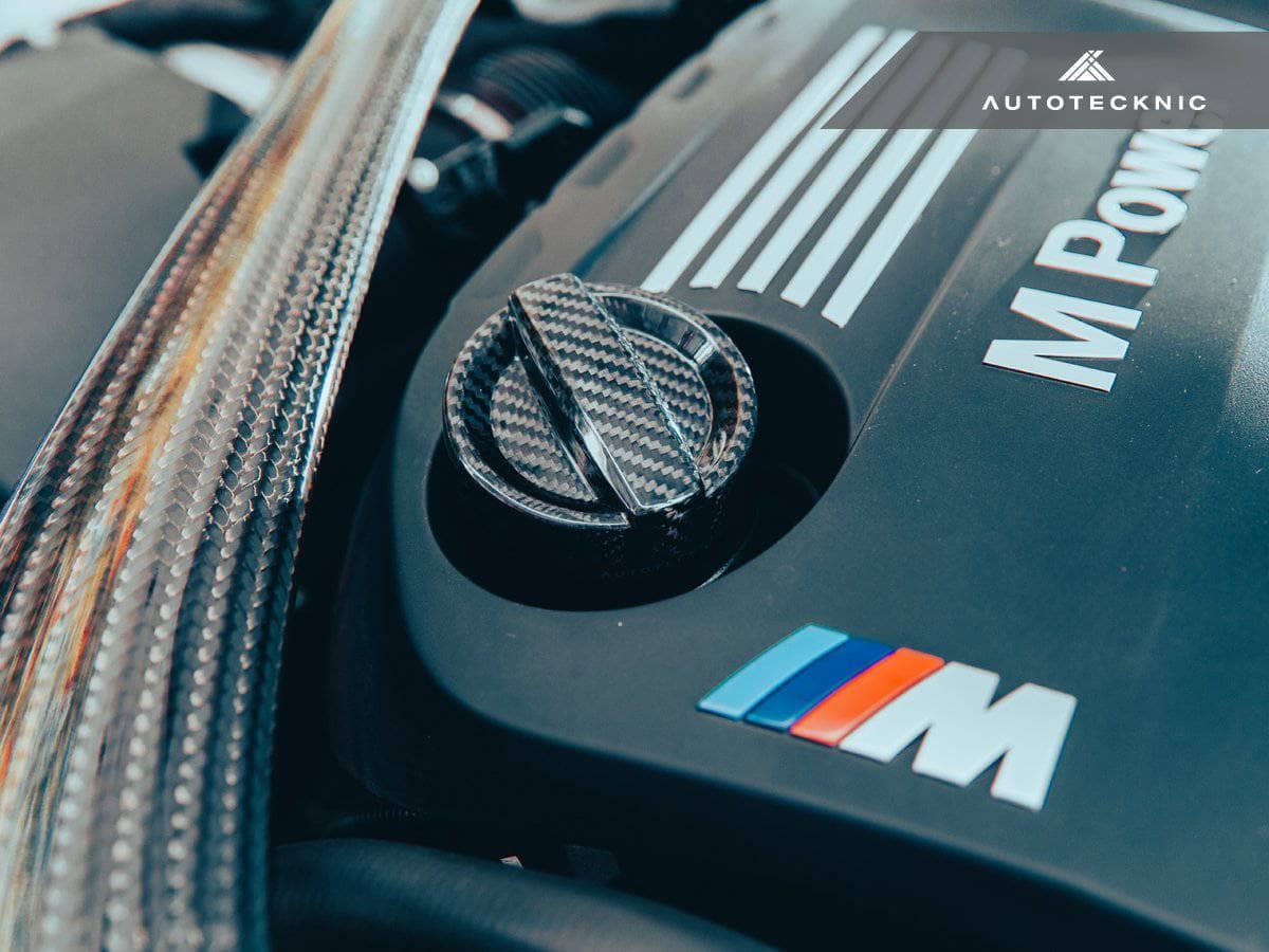 Kies-Motorsports AutoTecknic USA AutoTecknic Dry Carbon Competition Oil Cap Cover - F45 2-Series Active Tourer