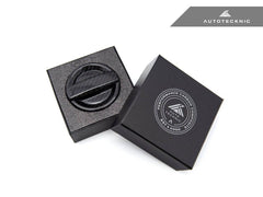Kies-Motorsports AutoTecknic USA AutoTecknic Dry Carbon Competition Oil Cap Cover - F95 X5M | F96 X6M