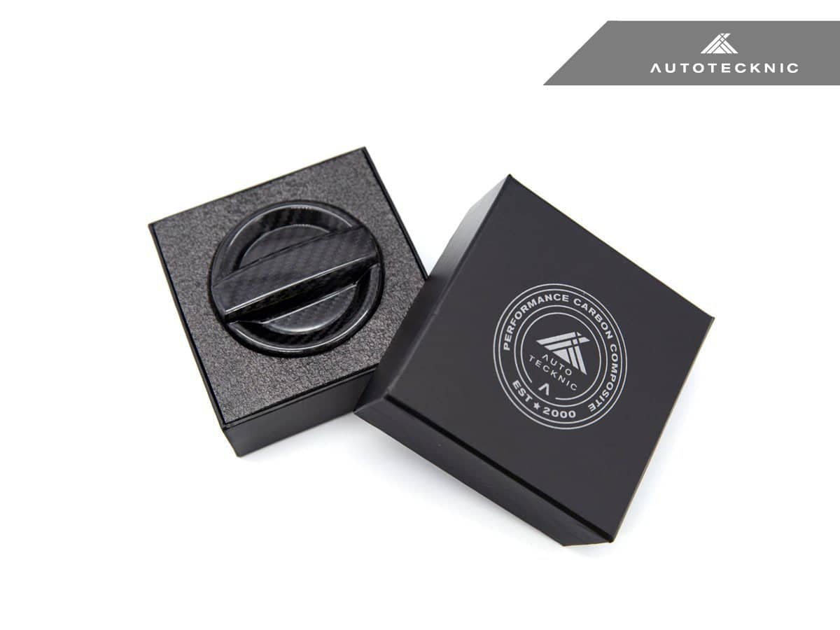 Kies-Motorsports AutoTecknic USA AutoTecknic Dry Carbon Competition Oil Cap Cover - G87 M2