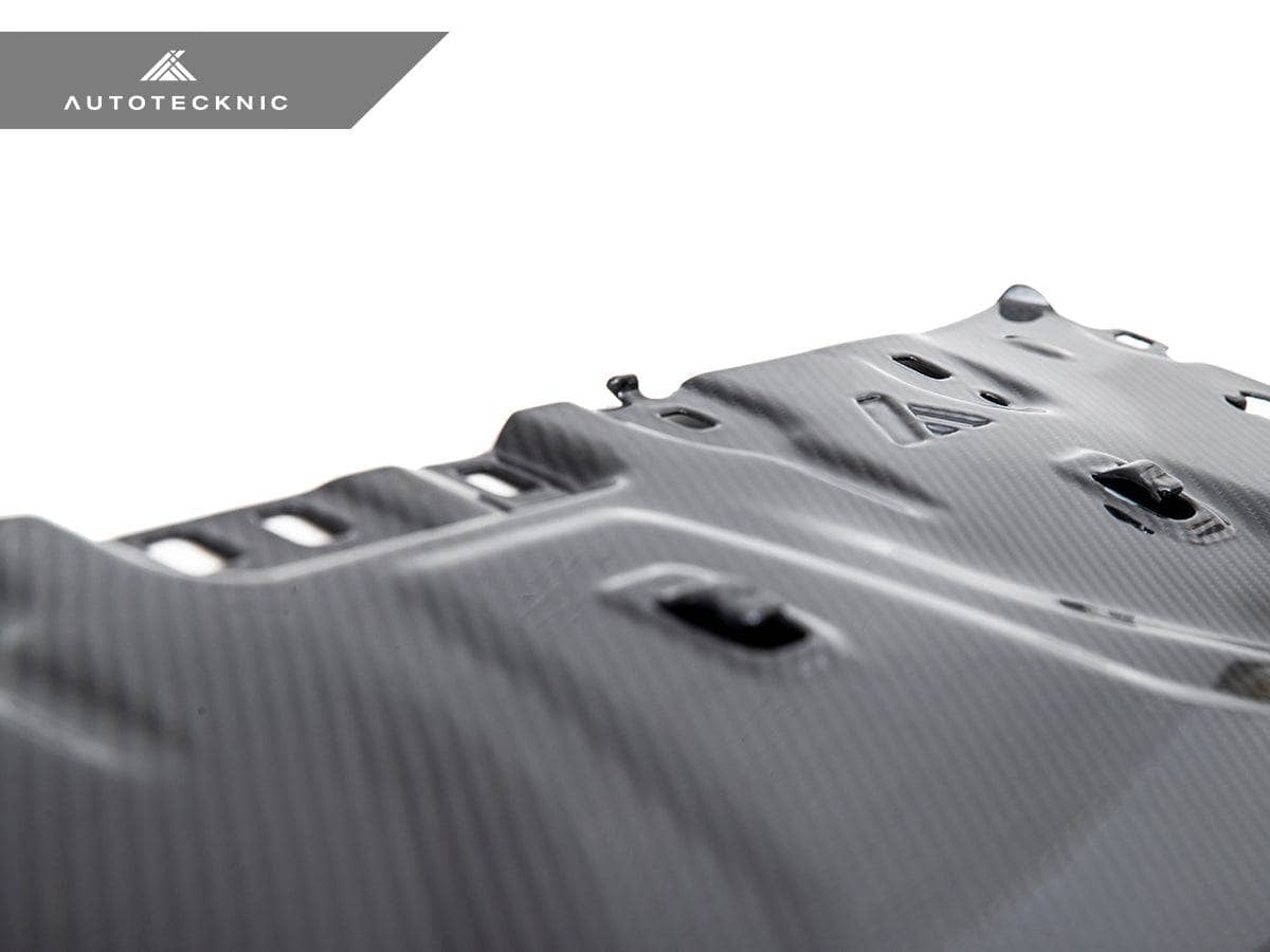 Kies-Motorsports AutoTecknic USA AutoTecknic Dry Carbon Fiber Cooling Shroud - F90 M5 | F91/ F92/ F93 M8