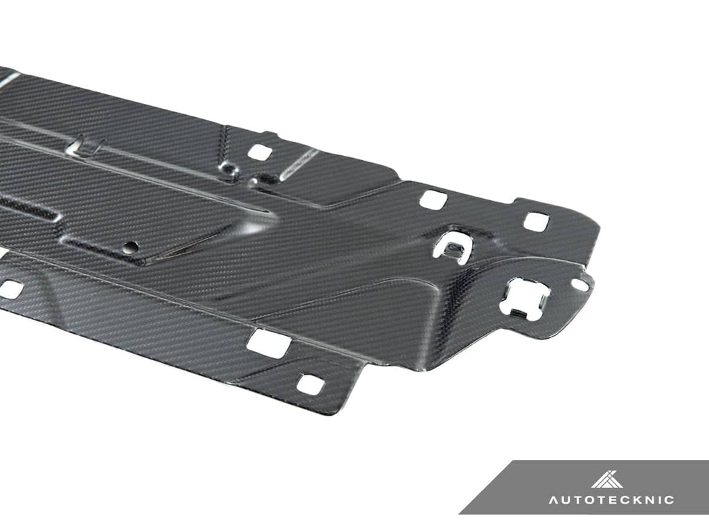 Kies-Motorsports AutoTecknic USA AutoTecknic Dry Carbon Fiber Cooling Shroud - G20 3-Series