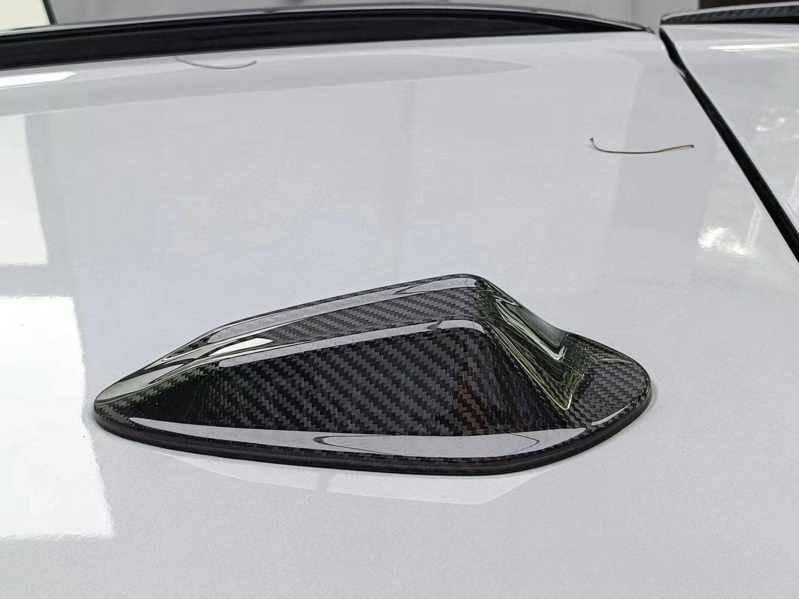 Kies-Motorsports AutoTecknic USA AutoTecknic Dry Carbon Roof Antenna Cover - F95 X5M LCI | F96 X6M LCI