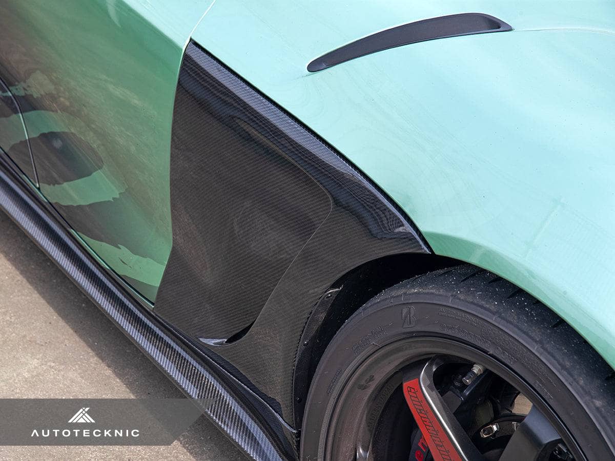 Kies-Motorsports AutoTecknic USA AutoTecknic Dry Carbon V1 Fender Set - A90 Supra 2020-Up