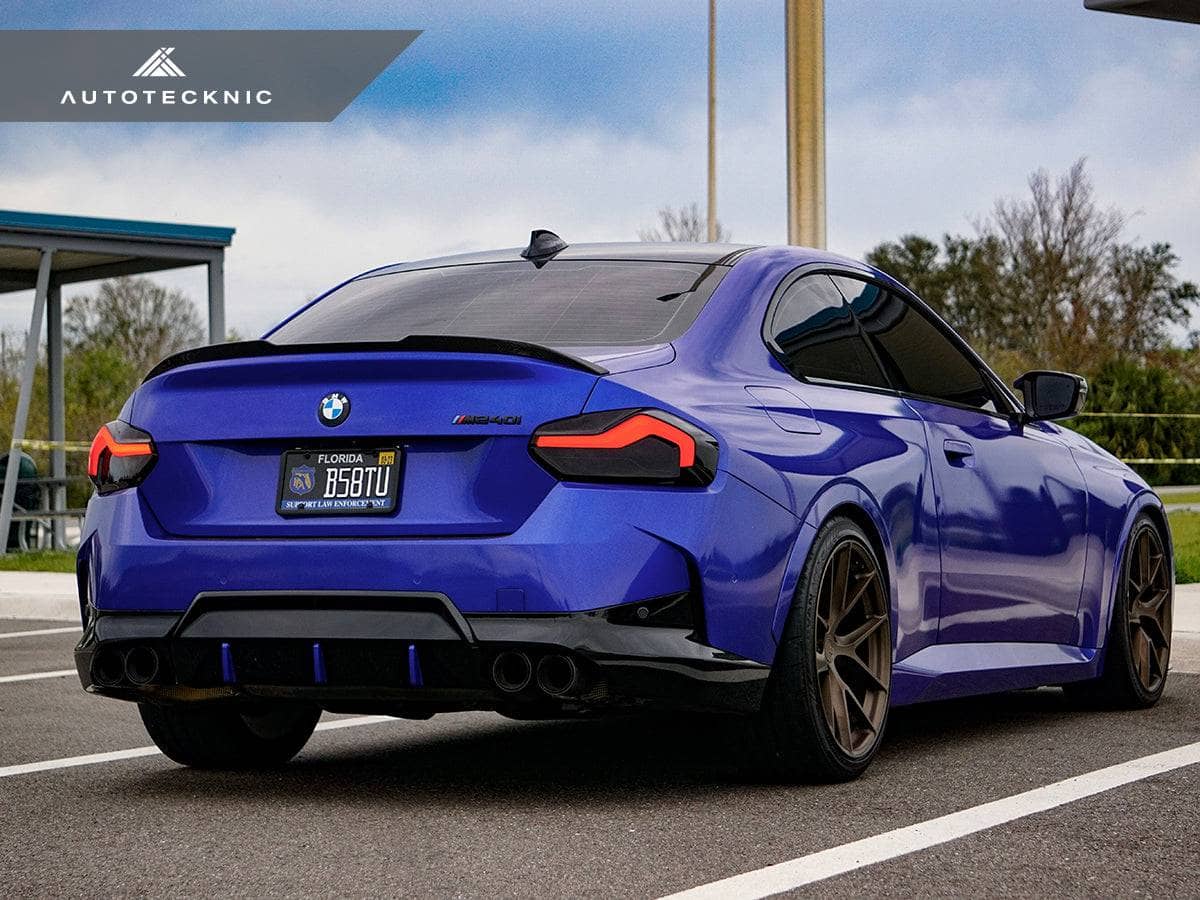 Kies-Motorsports AutoTecknic USA AutoTecknic Dry Carbon Versus Trunk Spoiler - G87 M2