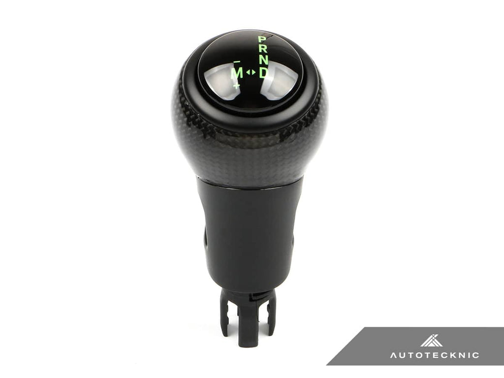 Kies-Motorsports AutoTecknic USA AutoTecknic GT4-Inspired Shift Knob - Porsche Macan (95B) 2015-2024 Green / Carbon Fiber