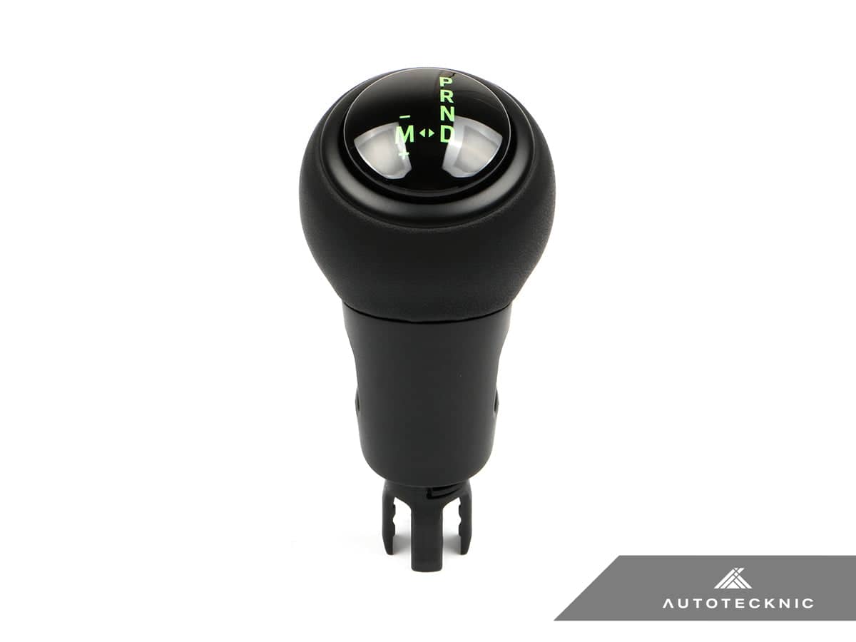 Kies-Motorsports AutoTecknic USA AutoTecknic GT4-Inspired Shift Knob - Porsche Macan (95B) 2015-2024 Green / Genuine Leather