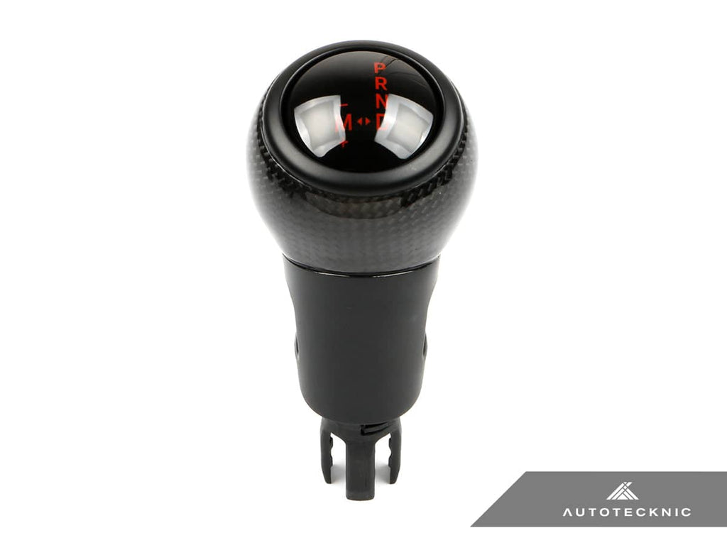 Kies-Motorsports AutoTecknic USA AutoTecknic GT4-Inspired Shift Knob - Porsche Macan (95B) 2015-2024 Red / Carbon Fiber