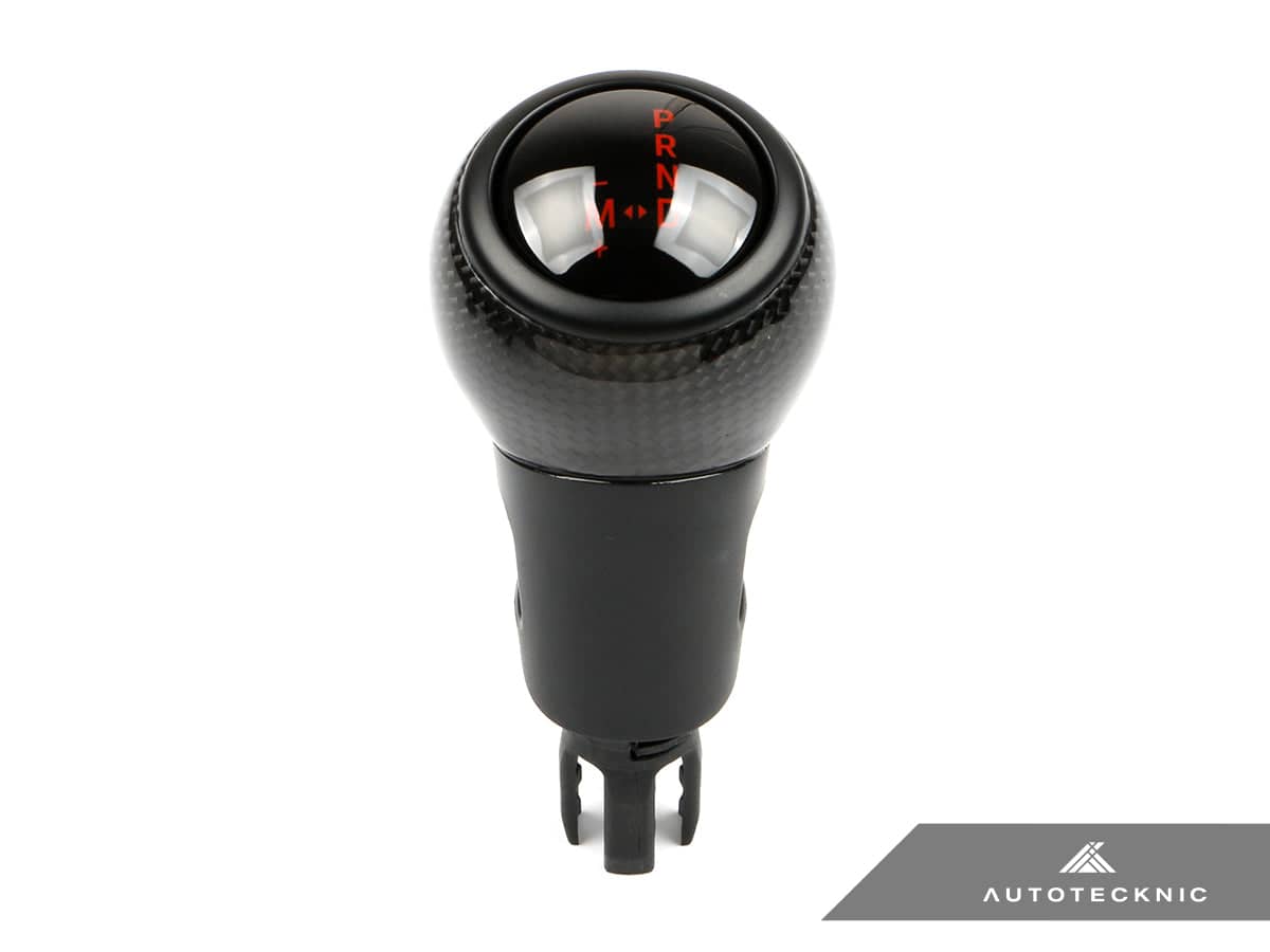 Kies-Motorsports AutoTecknic USA AutoTecknic GT4-Inspired Shift Knob - Porsche Macan (95B) 2015-2024 Red / Carbon Fiber