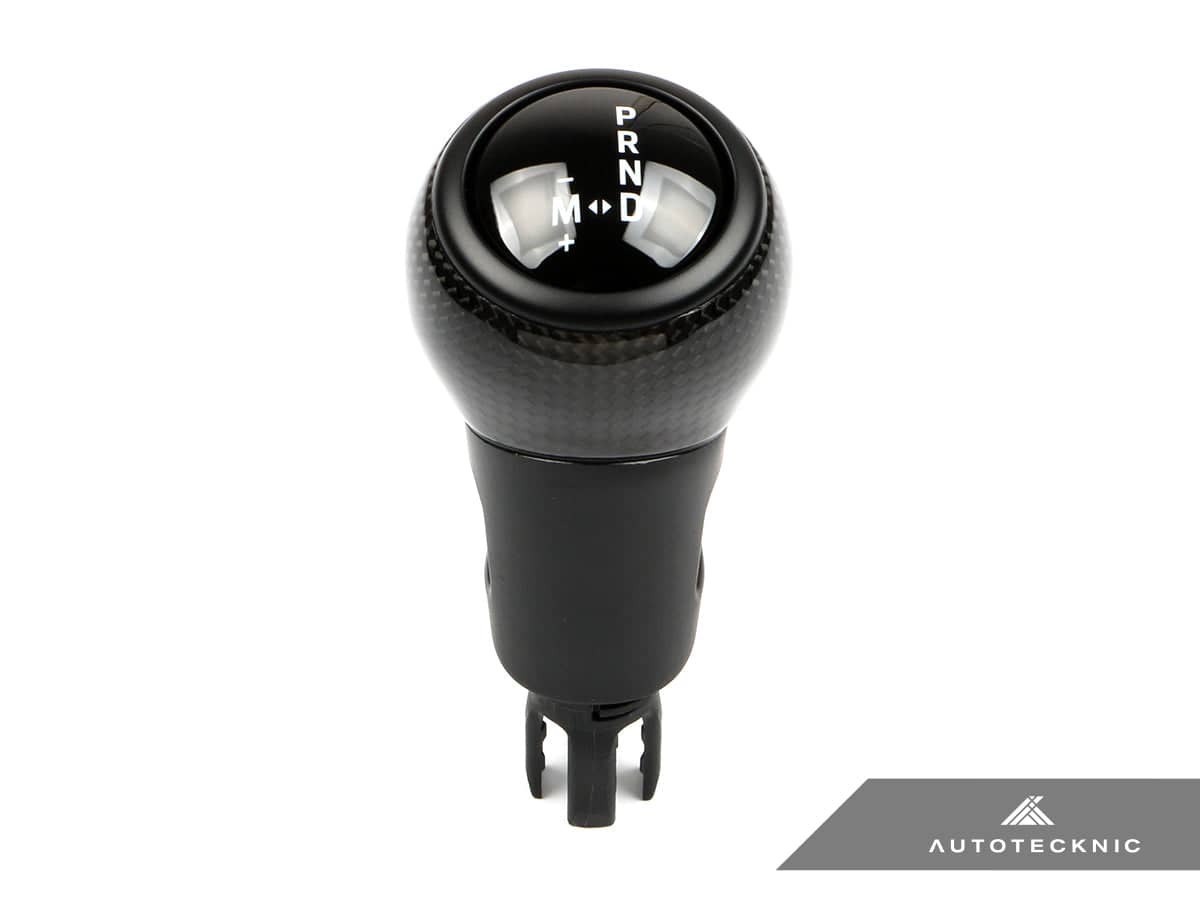 Kies-Motorsports AutoTecknic USA AutoTecknic GT4-Inspired Shift Knob - Porsche Macan (95B) 2015-2024 White / Carbon Fiber