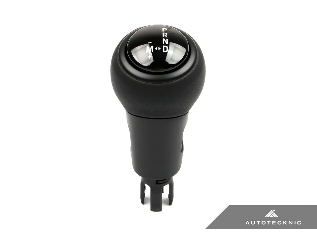 Kies-Motorsports AutoTecknic USA AutoTecknic GT4-Inspired Shift Knob - Porsche Macan (95B) 2015-2024 White / Genuine Leather